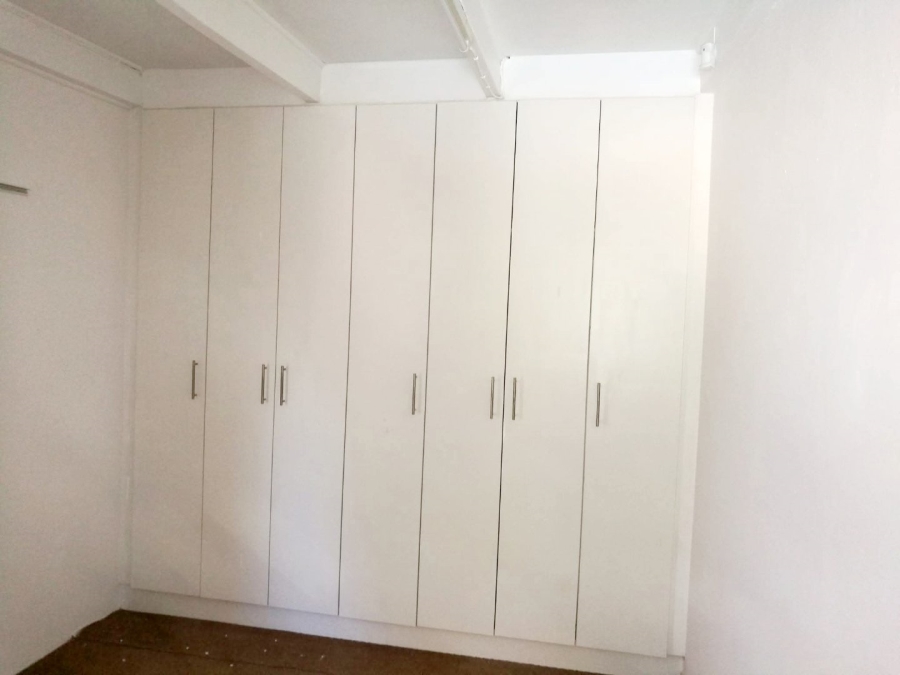 6 Bedroom Property for Sale in Highgate Eastern Cape